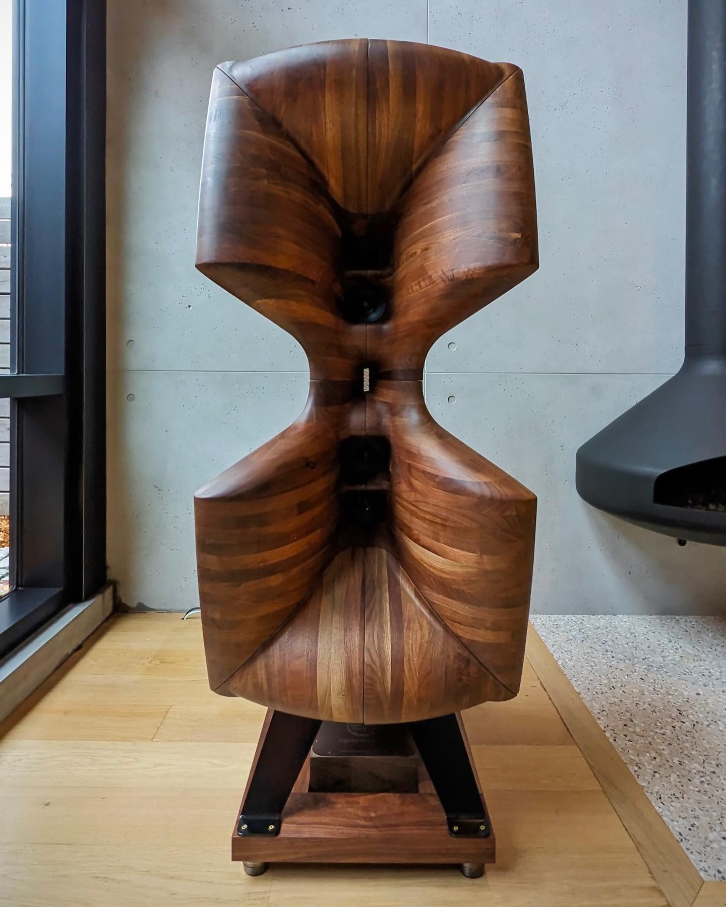 Nighthawk Speaker System No.1636