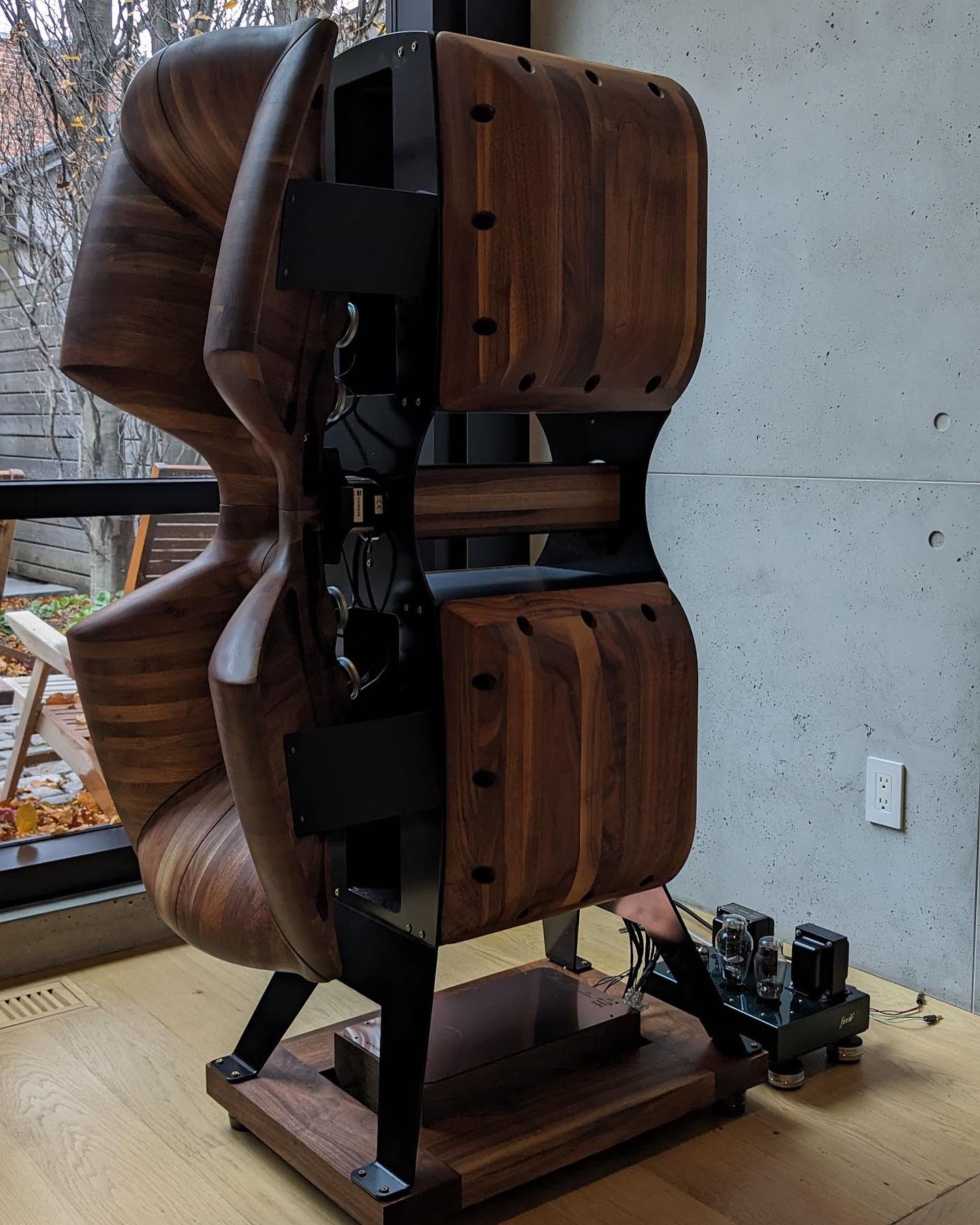 Nighthawk Speaker System No.1636
