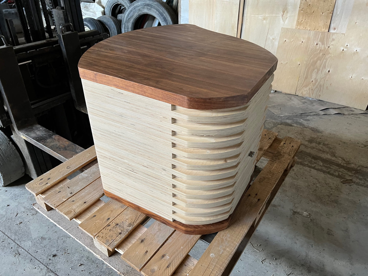 Mid-Bass Front Horn Cabinet No.1274