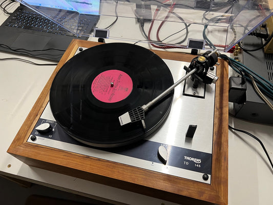 Modern versus Vintage Turntables