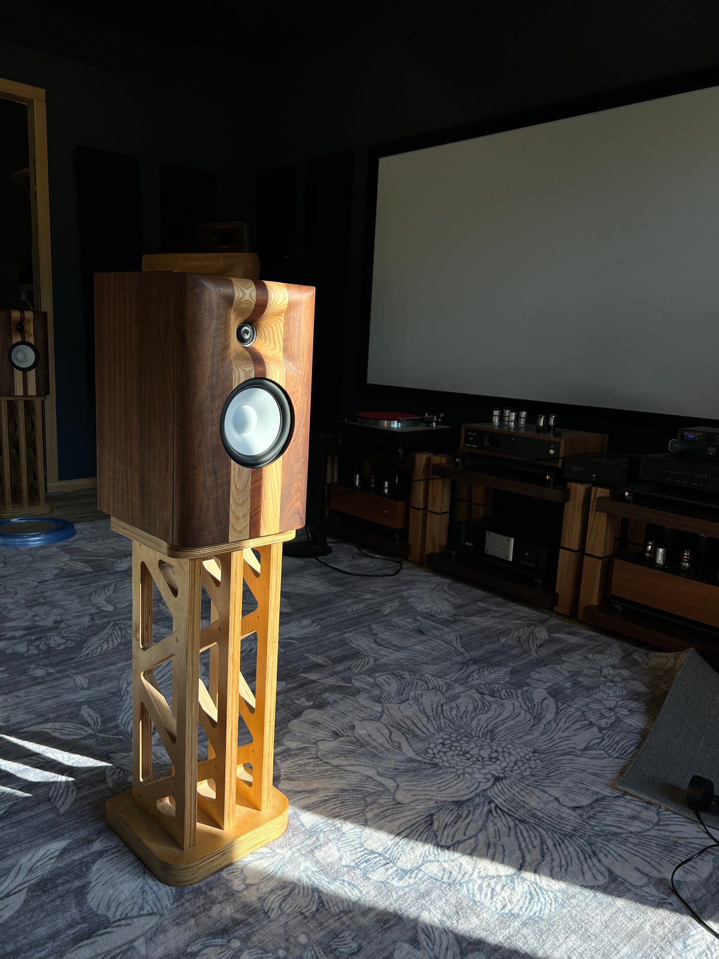 Stand Mount Speaker No.1159.4 --- 6.00" 2-way