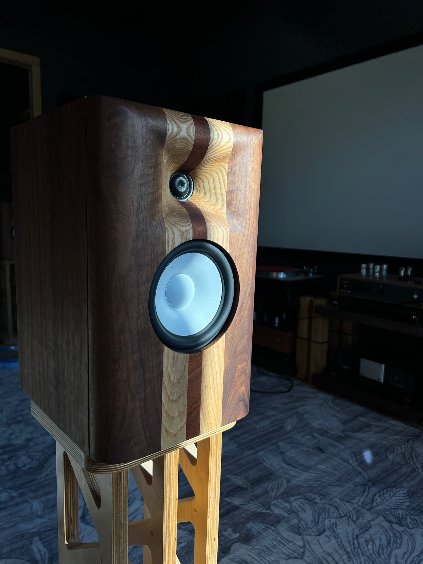 Stand Mount Speaker No.1159.4 --- 6.00" 2-way